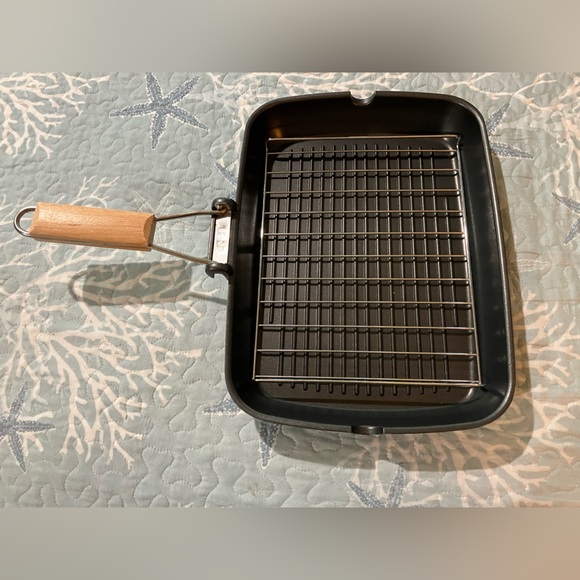 IKEA Other - IKEA rectangular fry pan with removable metal rack wood handle